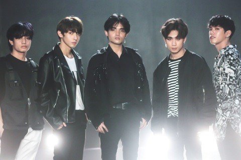 SB19 image