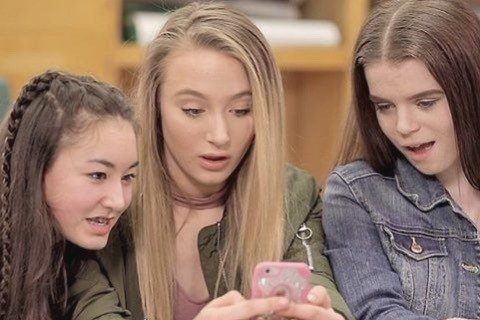 The Girl Without a Phone