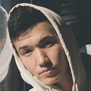 Aaron Burriss (YouTube Star) - Age, Birthday, Bio, Facts, Family, Net