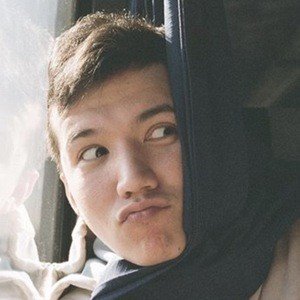 Aaron Burriss (YouTube Star) - Age, Birthday, Bio, Facts, Family, Net