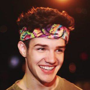 Aaron Carpenter, 27 (Instagram明星)