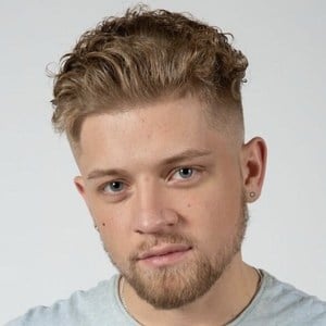 Aaron Vankampen image 7