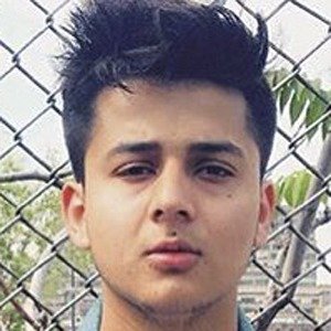 Aayush Rimal, 27 (Estrella de YouTube)