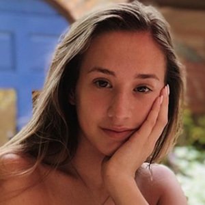 Abbey Bankson, 25 (YouTube明星)