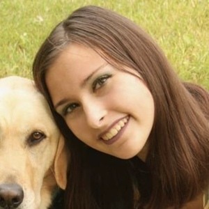 Abbey Karnes, 22 (TikTok Star)