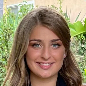 Abbey Romeo, 27 (现实之星)