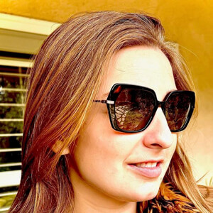 Abbey Romeo, 27 (现实之星)