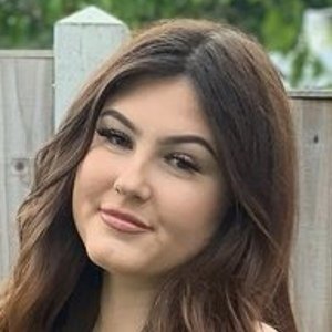 Abbie Kirkman, 24 (TikTok Star)