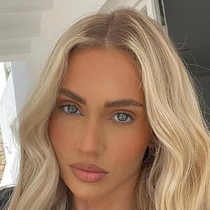 Abby Benson, 23 (Instagram Star)