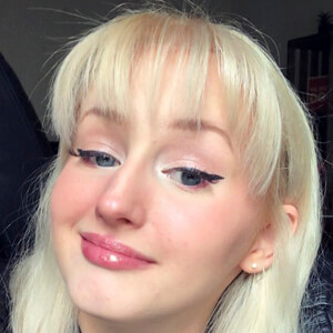 Abby Gough, 24 (TikTok Star)