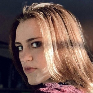 Abby Hansen, 26 (TikTok Star)