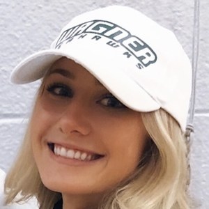 Abby Kovi, 23 (TikTok明星)