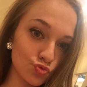 Abby Leigh image 6