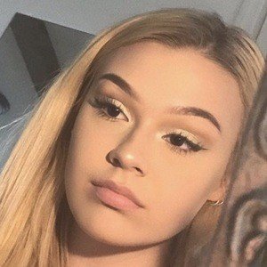 Abby Lynn image 8