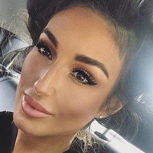 Abby Pell, 44 (健美先生)