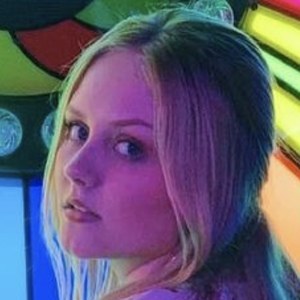 Abby Staggs, 24 (YouTube明星)