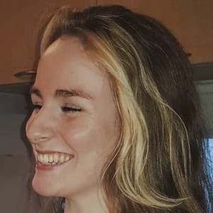 abbysbooks, 26 (TikToker)