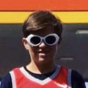 Abcdabudu, 18 (TikTok明星)