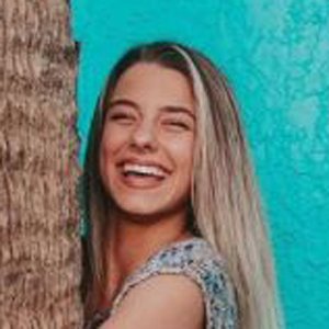 Abi Davis image 7