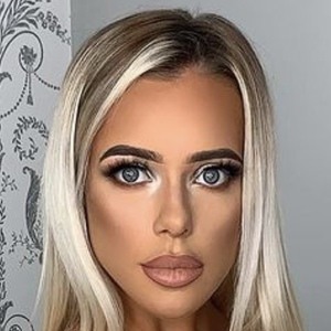 Abi Stott, 28 (Instagram Star)