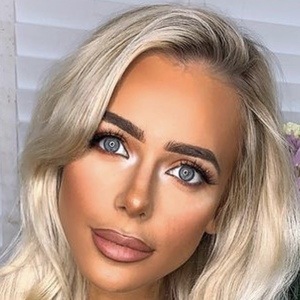 Abi Stott, 28 (Instagram Star)