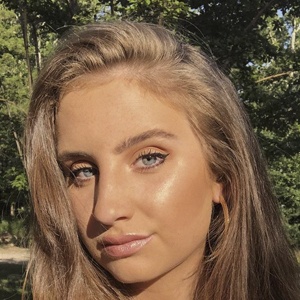 Abigail Rose Graves, 26 (TikTok Star)