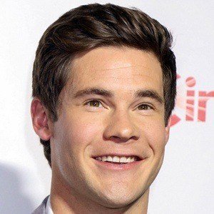 Adam DeVine image 4