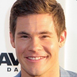 Adam DeVine image 6