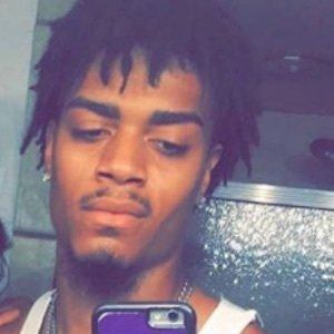 Adam Neal, 28 (YouTube明星)