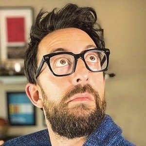 Adam Rose, 38 (Estrella de TikTok)