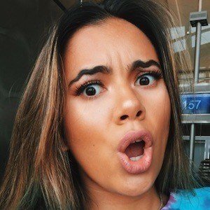 Adelaine Morin, 27 (YouTube明星)
