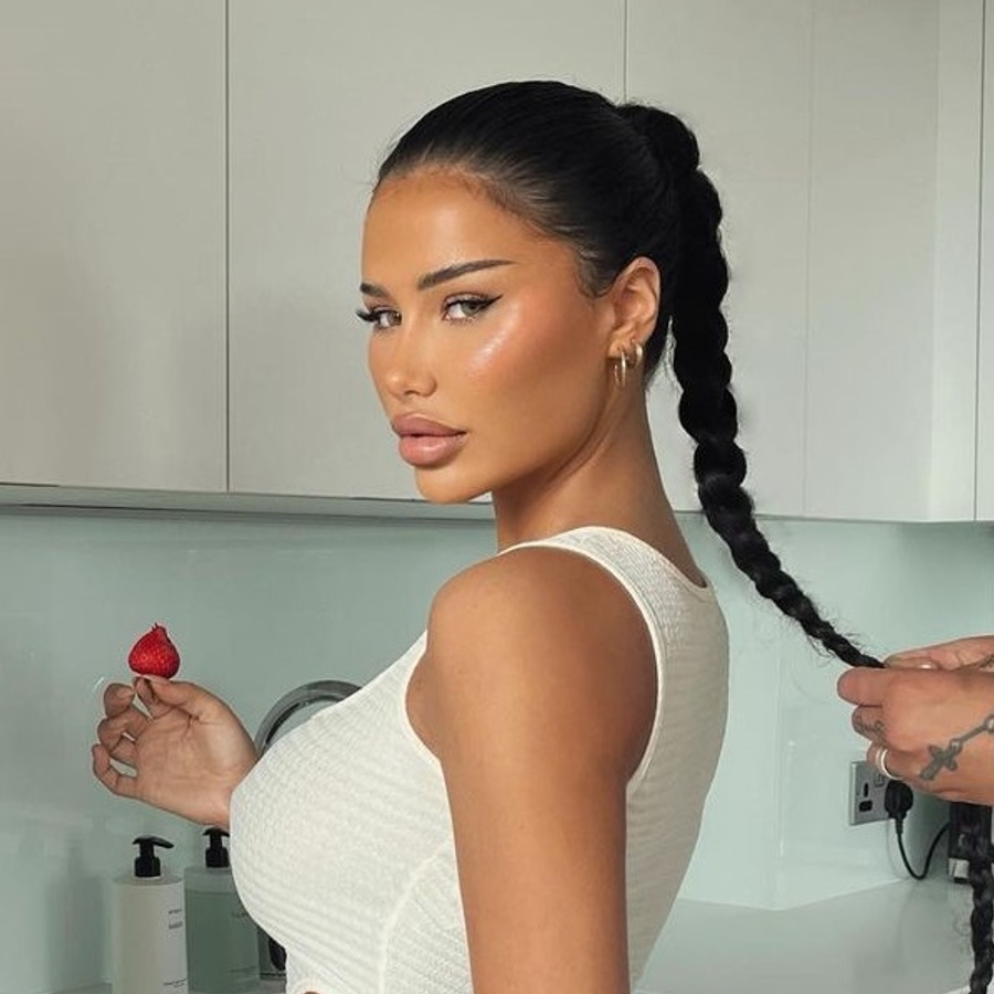 Adele Grisoni, 31 (Instagram Star)