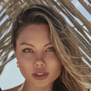 Adelina Novak, 29 (Model)