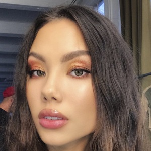 Adelina Novak, 29 (Model)