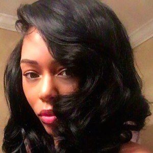 Adi Benson, 38 (现实之星)