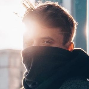 Adri Contreras image 4