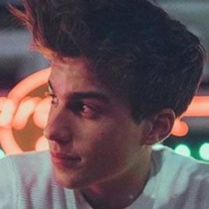 Adrián Fyrla, 28 (Productor de Música)