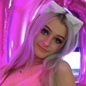 Adrianah Lee image 7