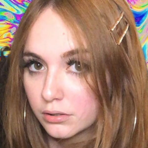 Adrieanna Sauceda, 28 (TikTok明星)