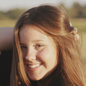 Adrienn Makk, 24 (TikTok Star)