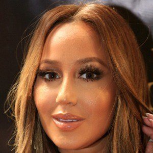 Adrienne Eliza Houghton, 42 (流行歌手)