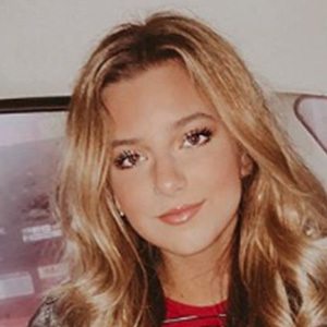 Adrienne Jane Davis, 20 (YouTube Star)