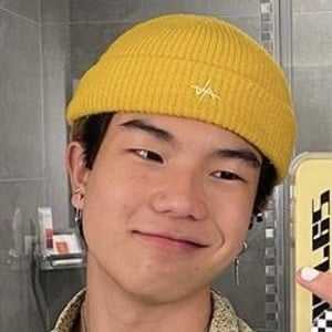 Aeden Alarez, 24 (TikTok Star)