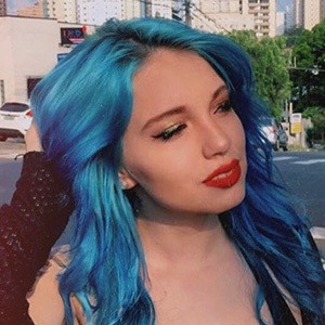 Agatha Braga, 29 (YouTube Star)