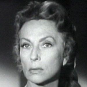 Agnes Moorehead image 3