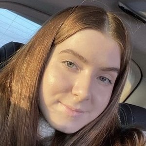 Aida Caire, 23 (TikTok Star)