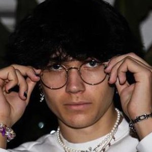 Aiden Brovold, 24 (Estrella de Instagram)