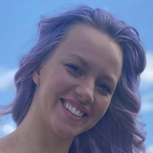 aili.likes.adventure, 30 (TikTok Star)