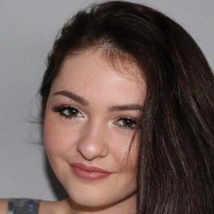 Aine Carroll image 6