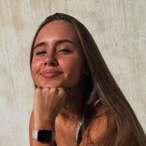Ainsley Czarnecki, 22 (TikTok Star)
